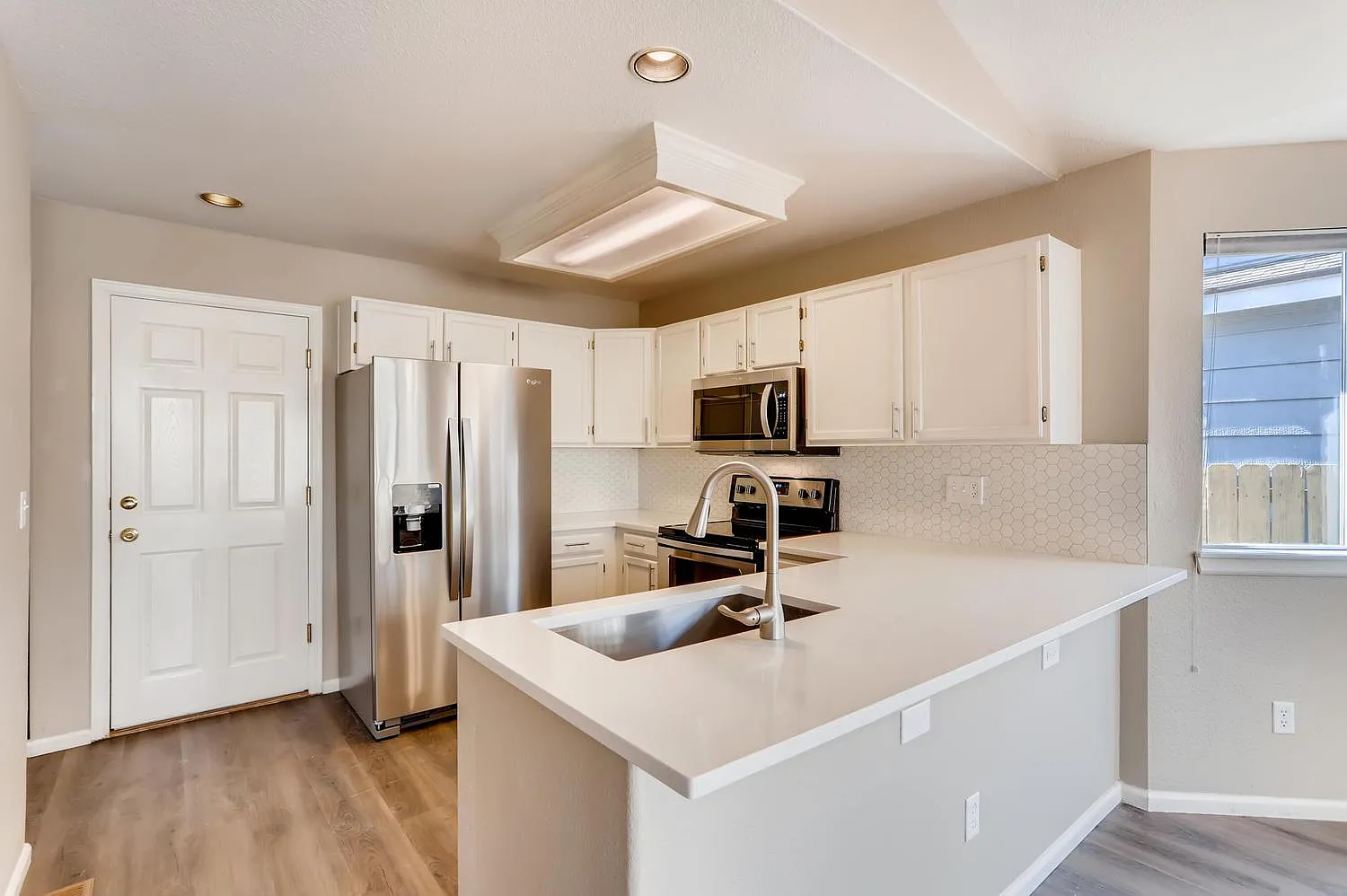 2422 Bristol St — Photo 1