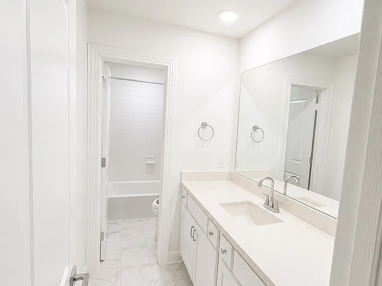 Common Bathroom in second Floor