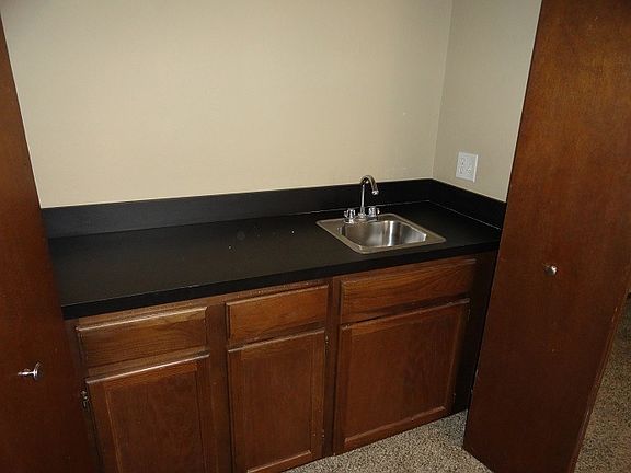4th image of 16600 E 28th Pl APT B