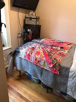 Rented by Chartwell Manhattan Realty | media 32