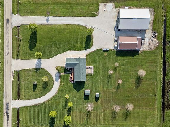 3rd image of 15334 W 3000n Rd