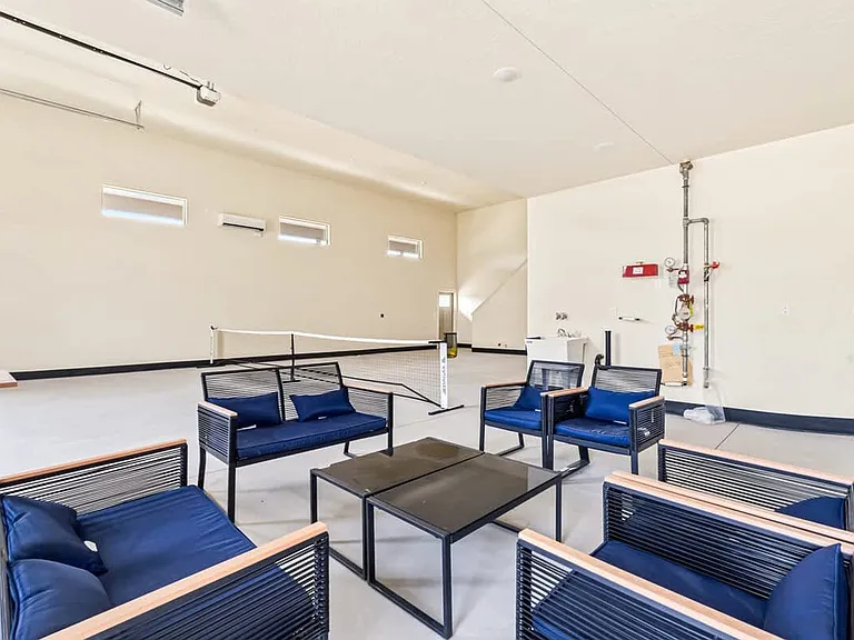 Building's Lounge