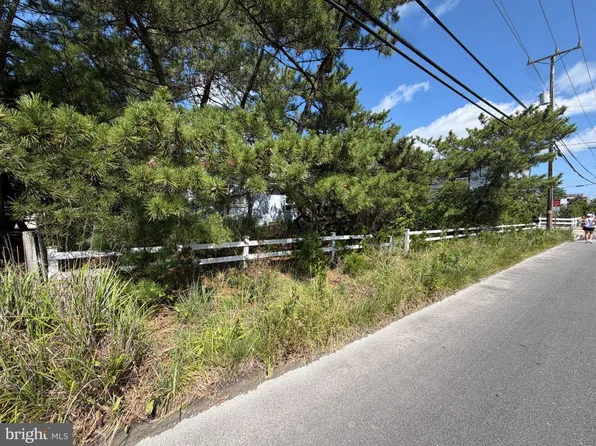 1044A Long Beach Blvd, Beach Haven, NJ 08008