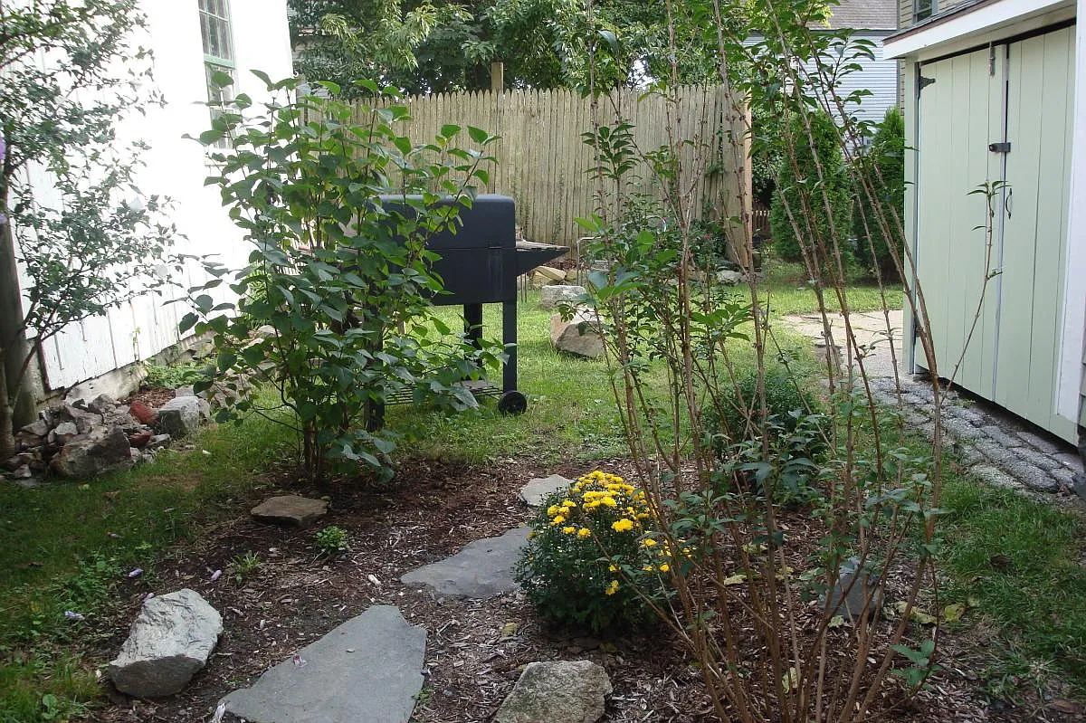 82 Thames Street — Photo 4