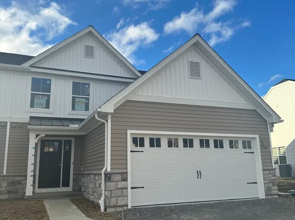 84 Long Bend Dr, Carlisle, PA 17015