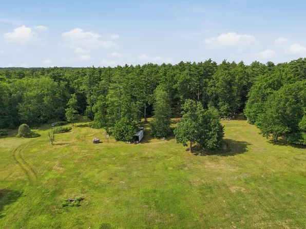 361-361A County Rd, Hanson, MA 02341
