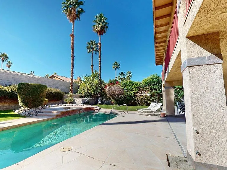 68645 Panorama Rd — Photo 32