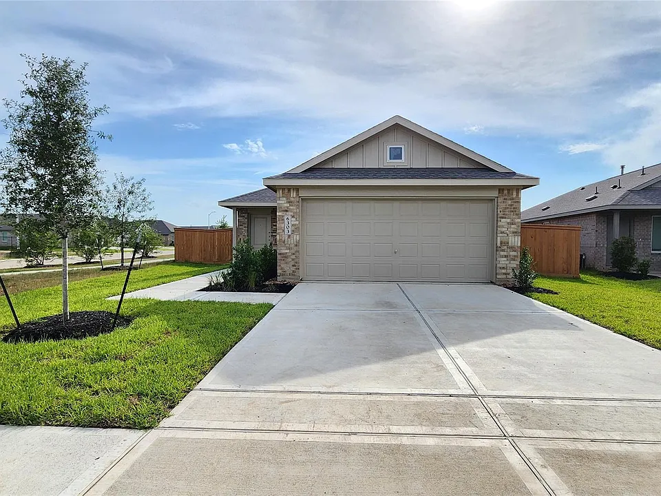6303 Geyser Starish Dr