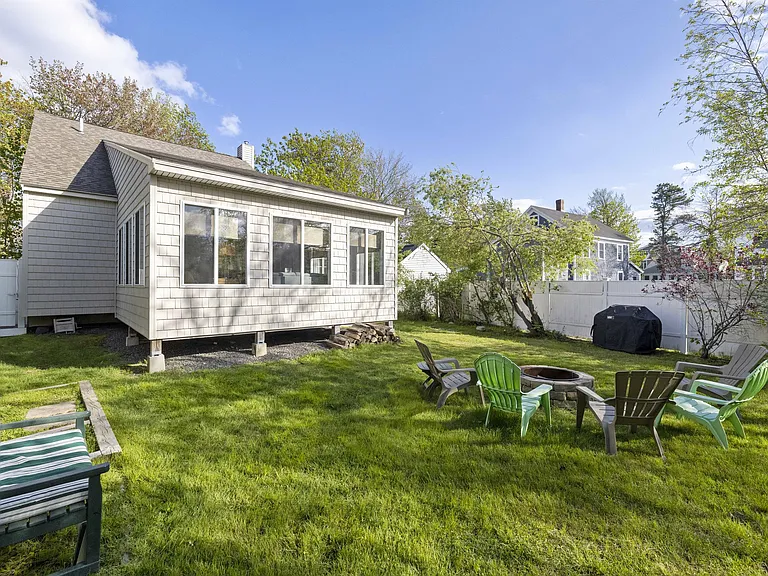 16 Grasshopper Ln — Photo 37