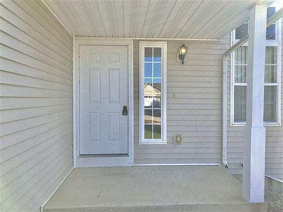 2nd image of 11333 Jasmine Dr