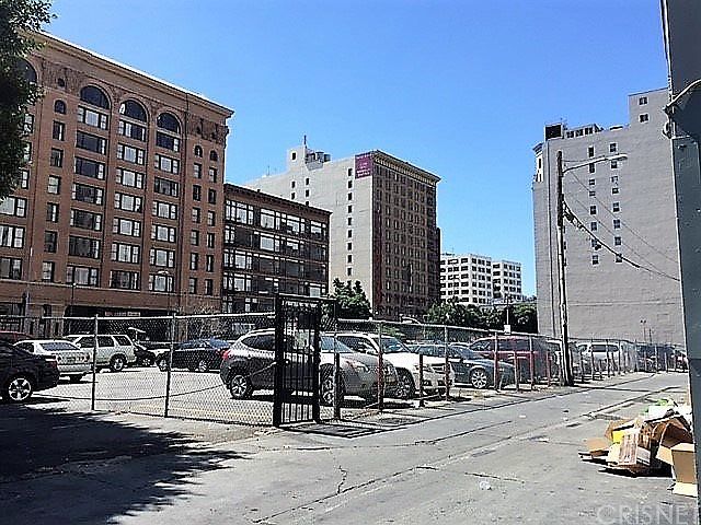 1st image of 601 S Main St