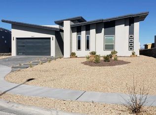 7471 Mule Team Dr, El Paso, TX 79911