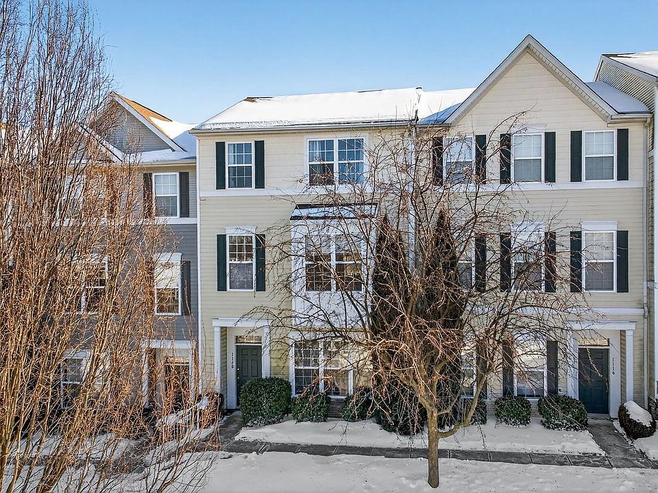 1st image of 1120 Blue Bird Ln