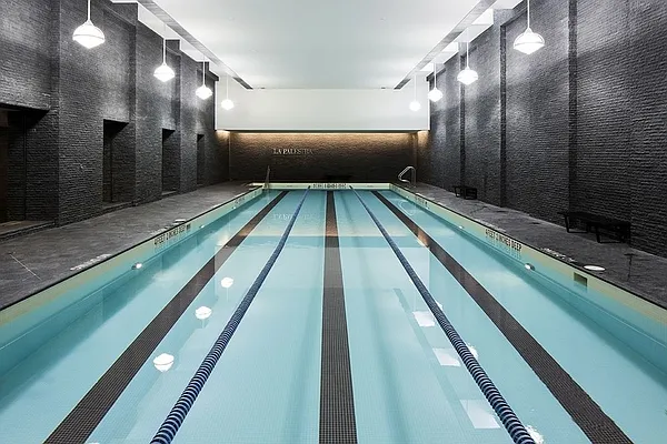 Rented by Compass | media 18