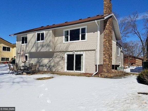 3rd image of 6733 Shingle Creek Dr