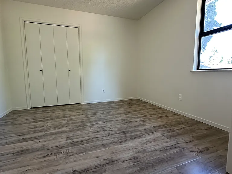 1835 Westminster Ct #1 — Photo 22