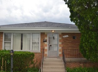 8112 Austin Ave, Burbank, IL