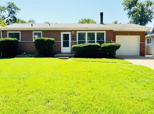 606 Lynn Haven Ln, Hazelwood, MO 63042
