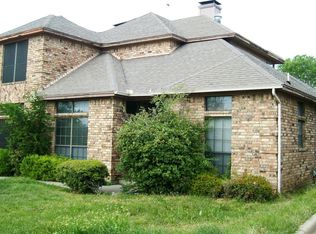 4607 Caliente Dr, Arlington, TX 76017