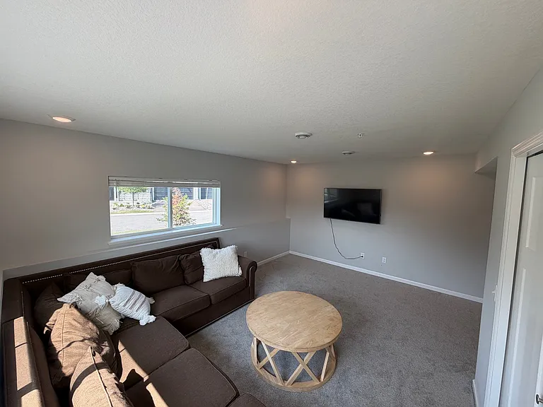 2964 Kepler Ave NE — Photo 14