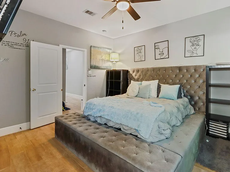 5607 Bacher St #B — Photo 7