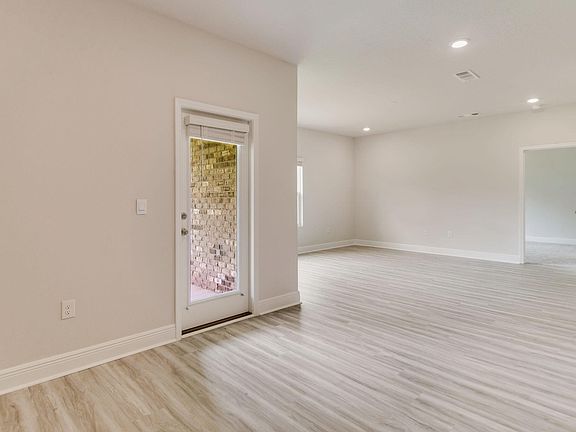 5th image of 3054 Heritage Plantation Blvd
