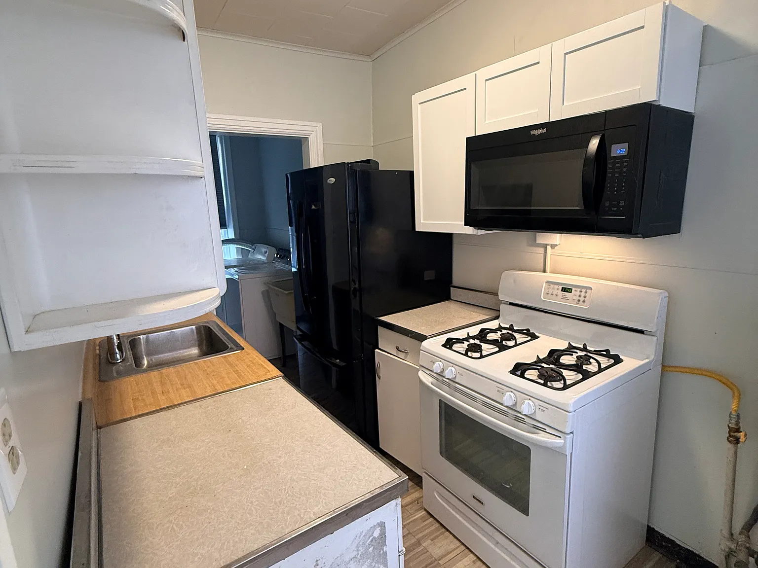 2 bed, 1000 sqft, $1,200 — Photo 4