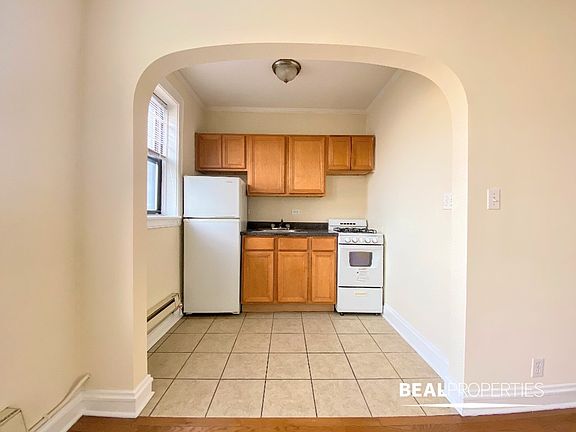 4th image of 4546 N Damen Ave APT 403