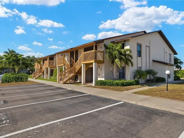13118 Feather Sound Dr APT 215, Fort Myers, FL 33919
