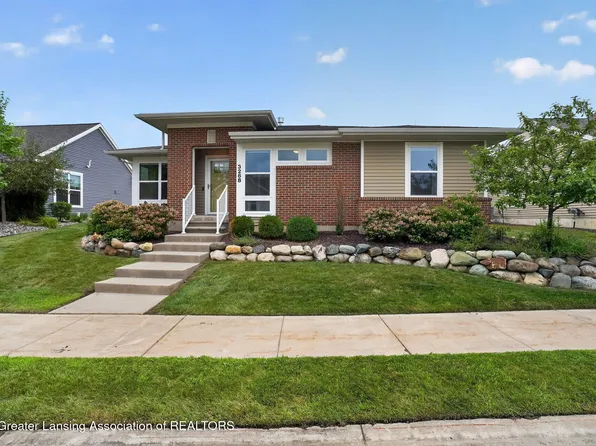 3268 Hamlet Cir, East Lansing, MI 48823