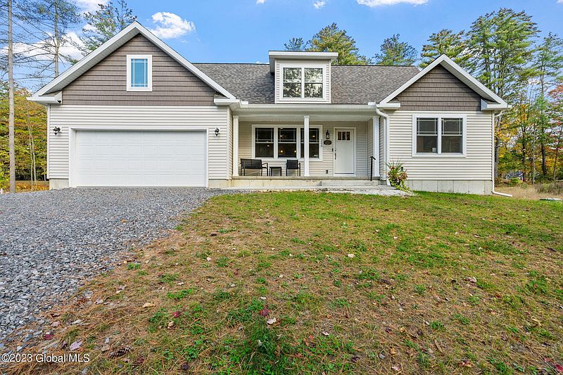 2nd image of 200 Greenfield Avenue
