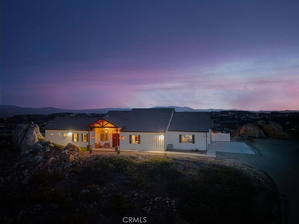 1st image of 39472 Vista Del Bosque