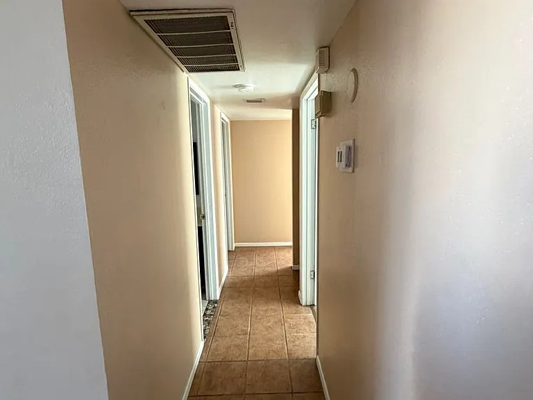 4309 Rosewall St — Photo 14
