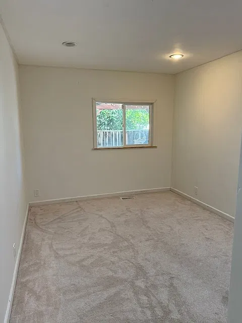 3 bed, 1300 sqft, $5,000 — Photo 2