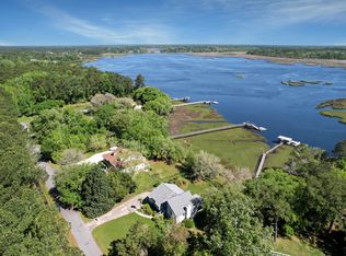 3918 Waldon Rd, Ravenel, SC 29470