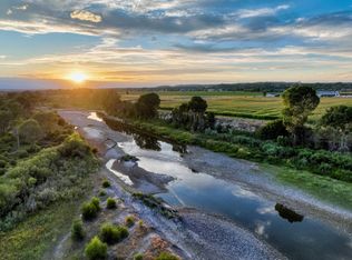 2255 Riverview Rd, Riverton, WY 82501