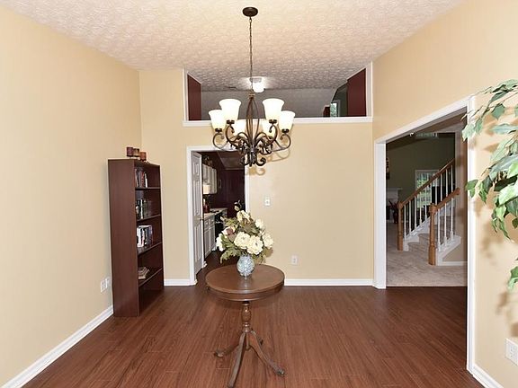 5th image of 2235 Charleston Oak Cir