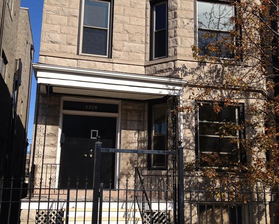 classic chicago greystone building