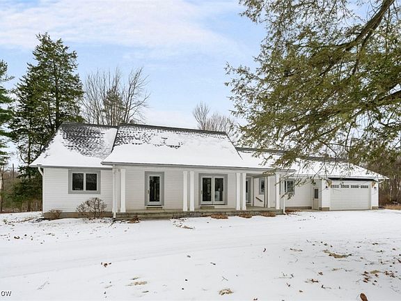 3rd image of 10645 Prouty Rd