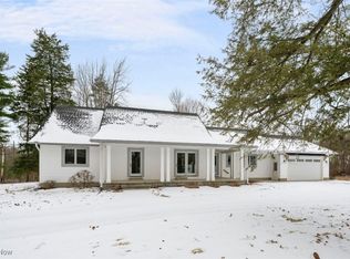 10645 Prouty Rd, Concord Township, OH 44077