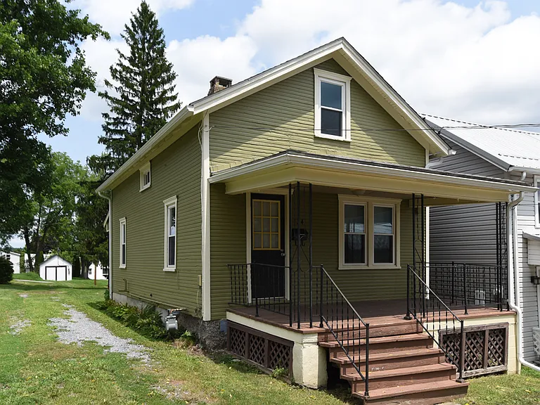 124 Union St — Photo 1