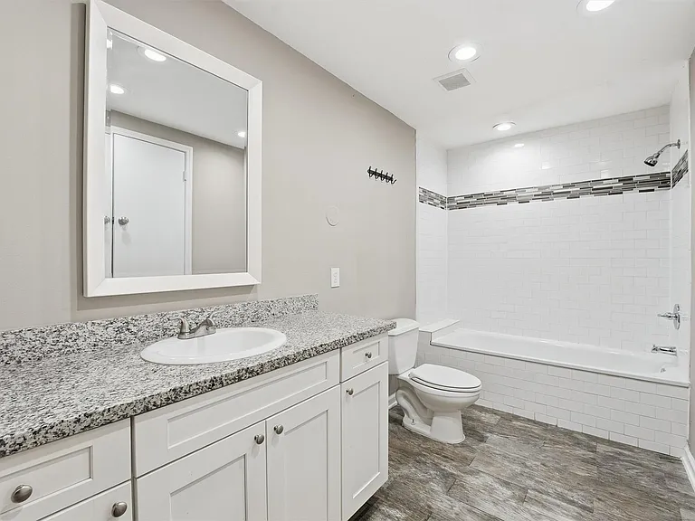 3500 Balboa Cir — Photo 12