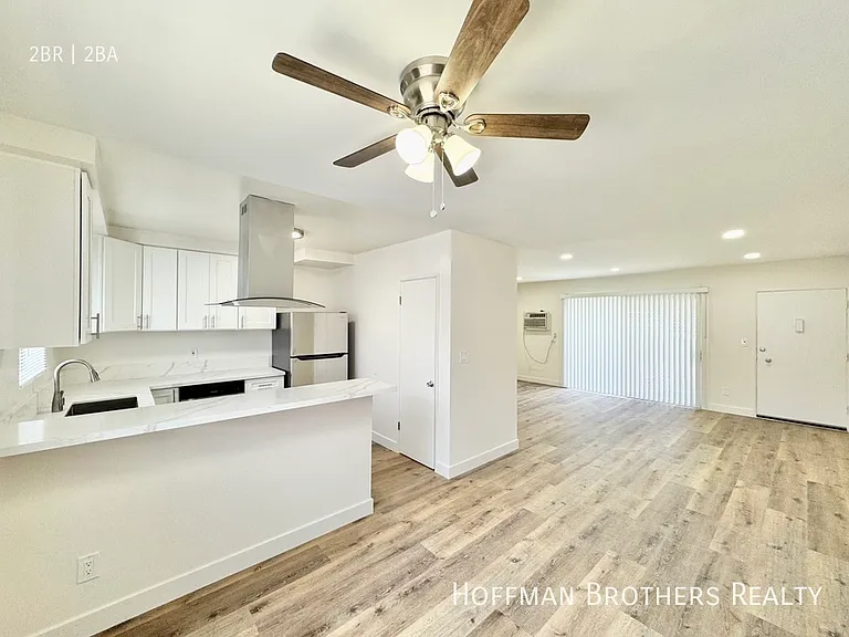 12631 Vanowen St #8 — Photo 2