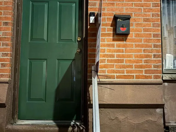 1922 S Warnock St, Philadelphia, PA 19148