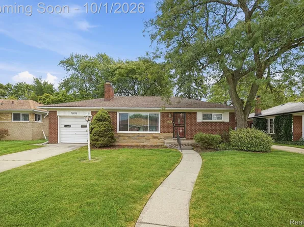 16816 Collinson Ave, Eastpointe, MI 48021