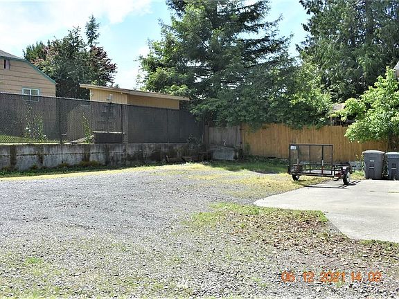 3rd image of 1122 Ellinor Avenue