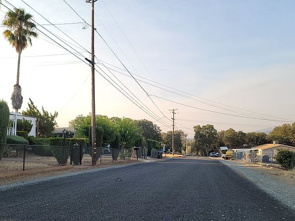 4th image of 4189 Oak Ave