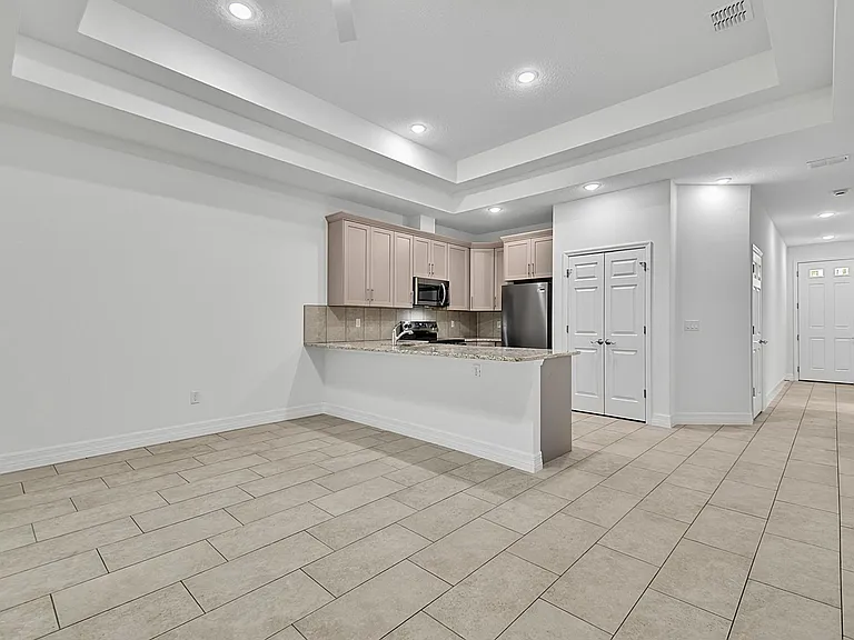 14 Ullynn Pl #A — Photo 25