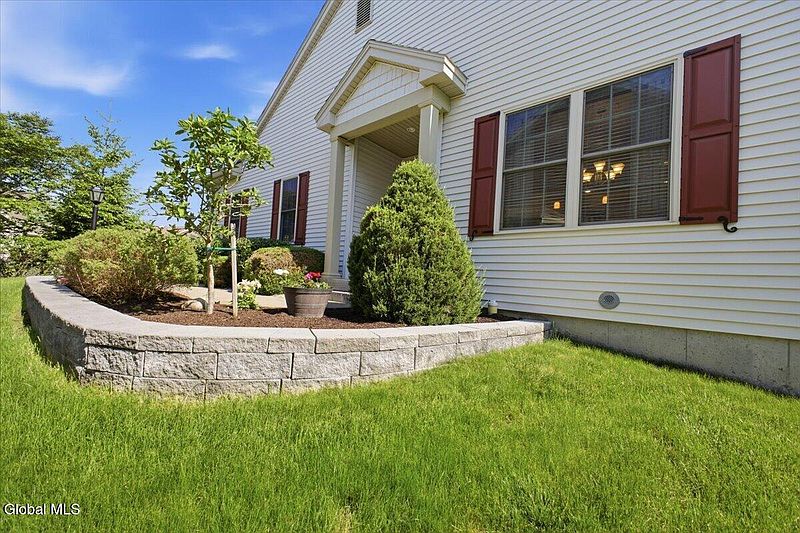 4th image of 86 Meldon Circle