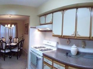43 Boulder Dr, Edison, NJ 08817